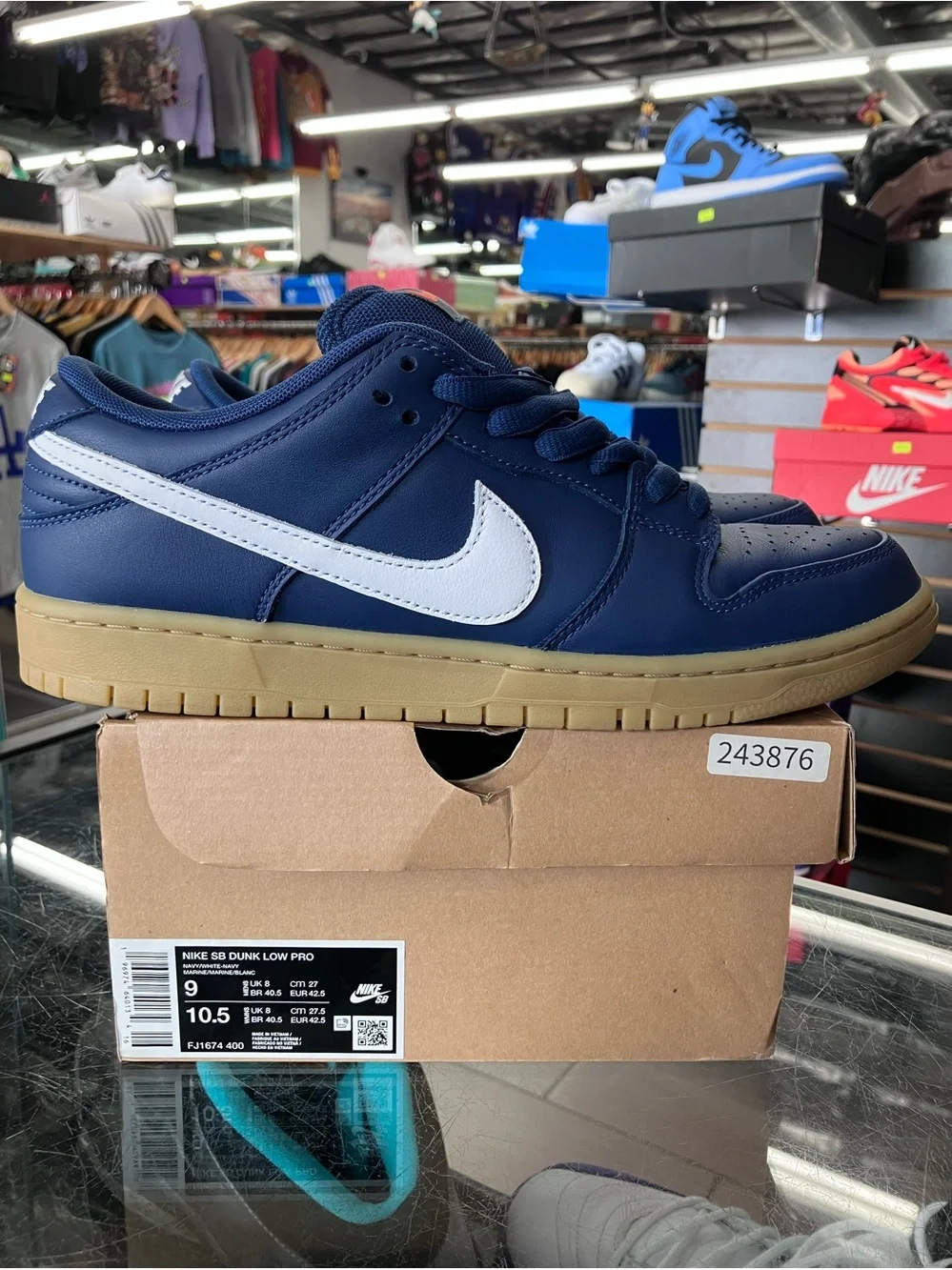 Nike SB Dunk Low Navy Gum Size 9